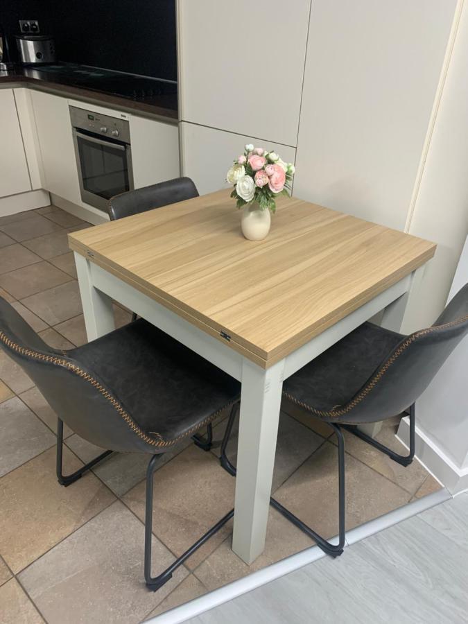 Wharf Inn Premier Apartment Central Manchester - Free Private Parking Eksteriør bilde
